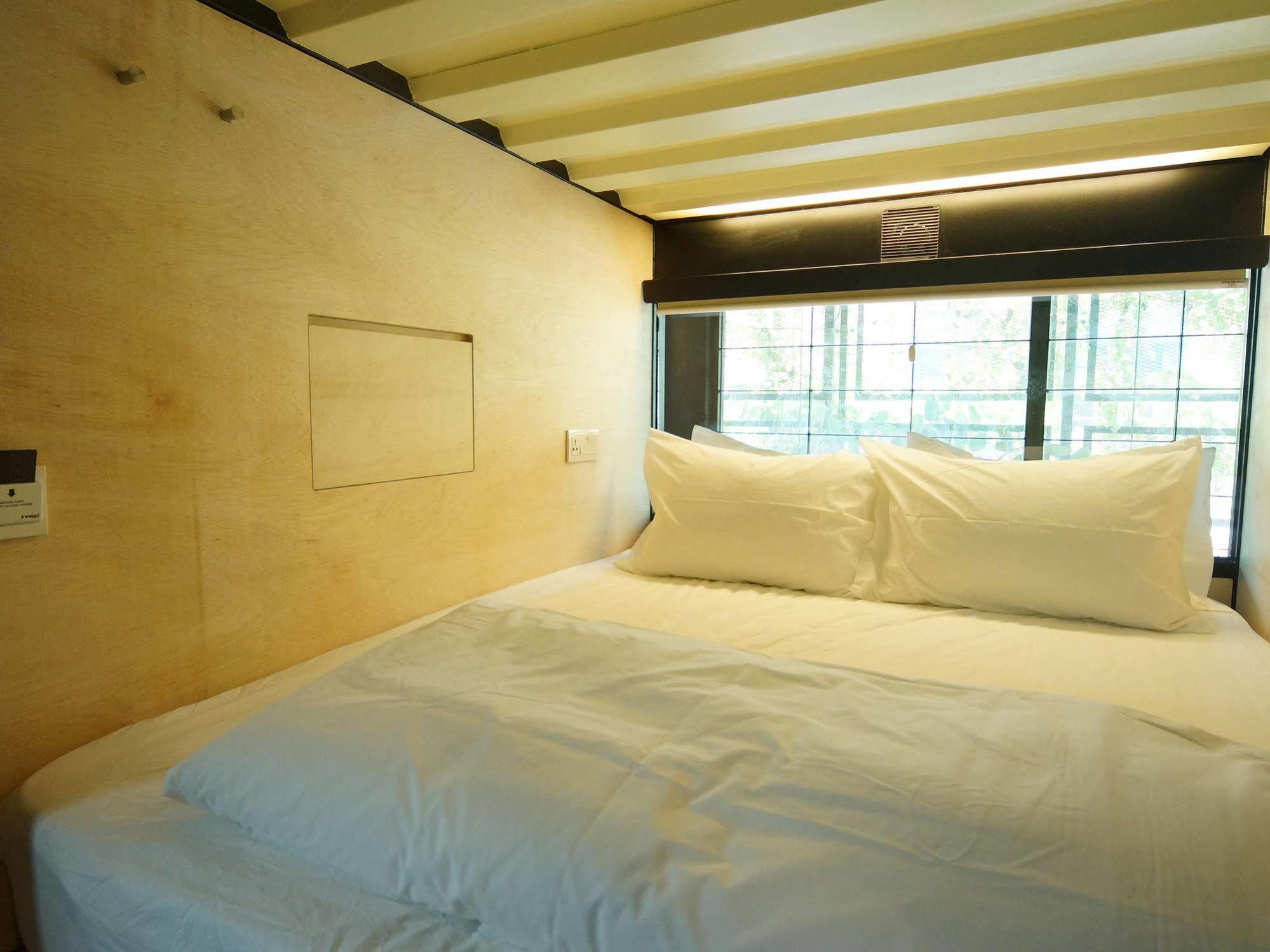 Container Hotel อิโปห์ ภายนอก รูปภาพ