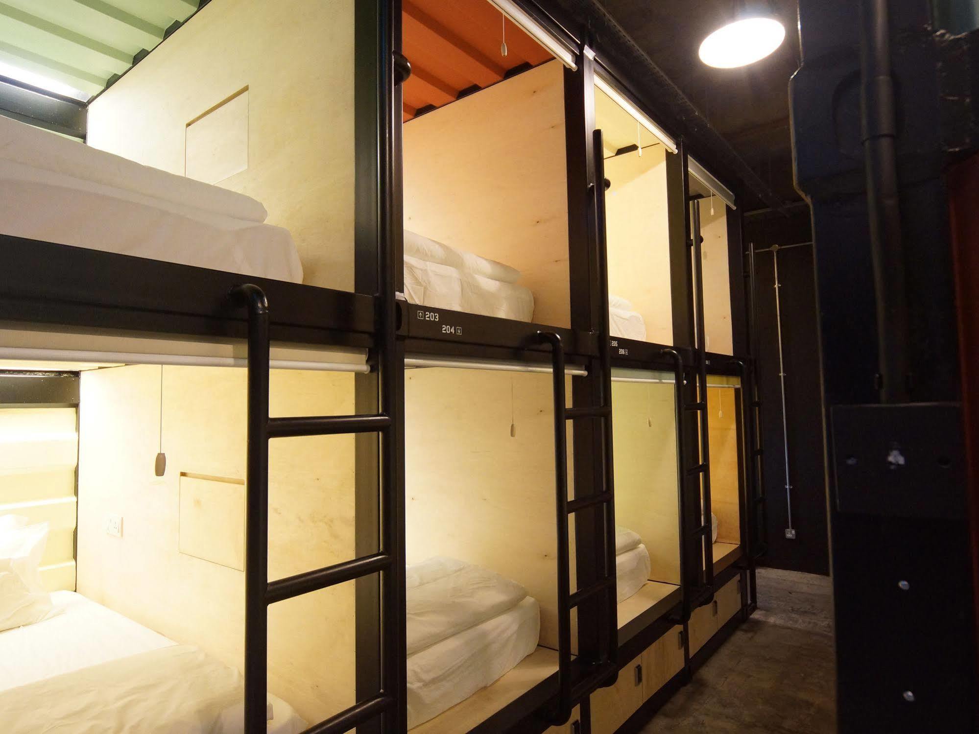 Container Hotel อิโปห์ ภายนอก รูปภาพ